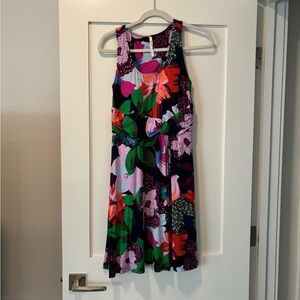 Soma sleeveless dress with vibrant colors, built in bra. size M